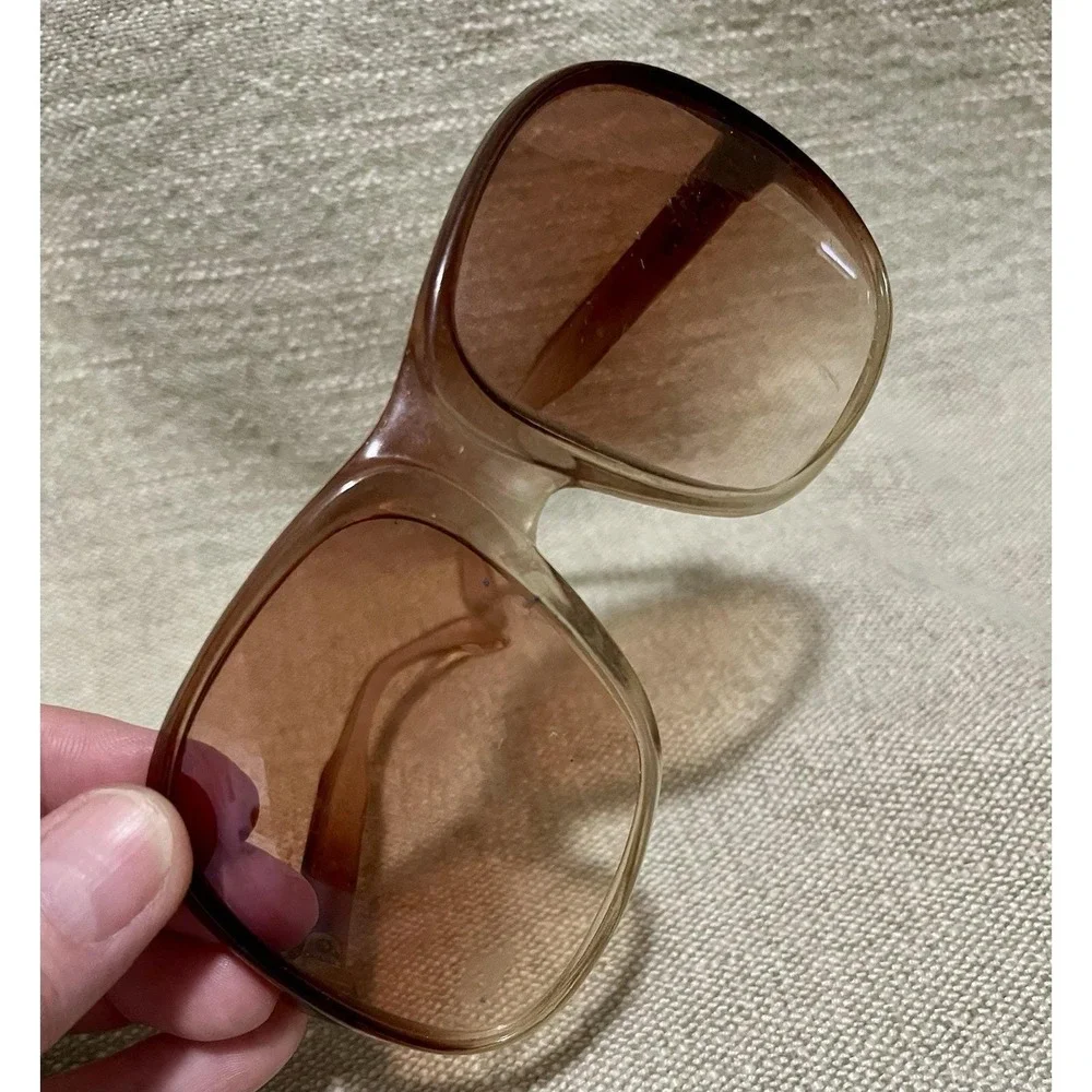 70s Oversized Sunglasses Gradient Brown Translucent Plastic Square Frame Taiwan